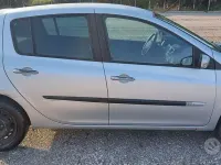 Usata Renault Clio III Rip Curl 75 CV (55 kW) 2008 Grigio Berlina