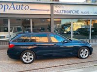 Usata BMW 318 143 CV (105 kW) 2015 Blu Station wagon