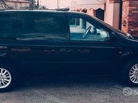 Usata Chrysler Voyager 150 CV (110 kW) 2004 Nero Monovolume