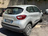 Usata Renault Captur Zen 90 CV (66 kW) 2015 Grigio SUV