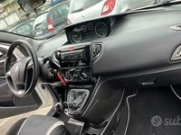 Usata Lancia Ypsilon 69 CV (50 kW) 2015 Bianco Utilitaria