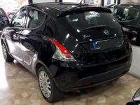 usata Lancia Ypsilon 1.2 69 CV 5 porte GPL Silver