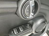 Usata Mini ONE 75 CV (55 kW) 2018 Grigio Utilitaria