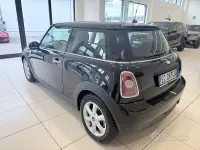 Usata Mini ONE 75 CV (55 kW) 2010 Nero Utilitaria