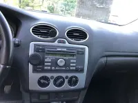 Begagnad Ford Focus Ghia 116 HK (85 kW) 2006 Kombi
