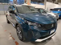 Usata Peugeot 5008 Allure 131 CV (96 kW) 2024 Blu SUV