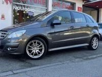 Usata Mercedes B200 136 CV (100 kW) 2009 Argento Monovolume