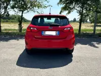 Usata Ford Fiesta 86 CV (63 kW) 2018 Rosso Utilitaria