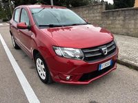 Usata Dacia Sandero Lauréate 74 CV (54 kW) 2016 Arancione Berlina