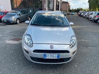 Usata Fiat Punto Young 77 CV (56 kW) 2016 Argento Utilitaria