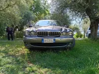 Usata Jaguar X-type Classic 131 CV (96 kW) 2004 Grigio Berlina