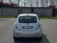 Usata Lancia Ypsilon 60 CV (44 kW) 2010 Utilitaria