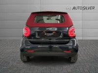 Usata Smart ForTwo Electric Drive 41 kW (56 CV) 2022 Blu / metallizzato Cabrio