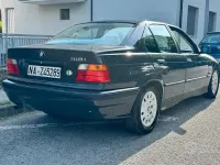 Usata BMW 318 116 CV (85 kW) 1991 Grigio Berlina