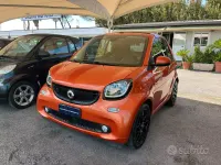 Usata Smart ForTwo Electric Drive Prime 41 kW (56 CV) 2020 Arancione Cabrio