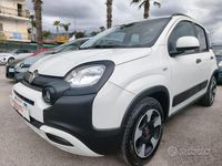 Begagnad Fiat Panda Cross Cross Plus 71 HK (52 kW) 2020 Vit Halvkombi