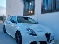 Usata Alfa Romeo Giulietta Quadrifoglio Verde 240 CV (176 kW) 2014 Bianco Utilitaria