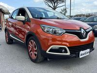 Usata Renault Captur 90 CV (66 kW) 2014 Arancione SUV