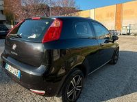 Usata Fiat Grande Punto 77 CV (56 kW) 2015 Nero Utilitaria