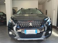 Usata Peugeot 2008 GT-line 120 CV (88 kW) 2016 Nero SUV