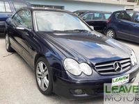 Usata Mercedes CLK220 Avantgarde 150 CV (110 kW) 2006 Blu Coupé