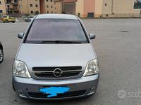 Usata Opel Meriva 101 CV (74 kW) 2005 Grigio Monovolume