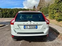 Usata Volvo XC60 163 CV (119 kW) 2011 Bianco SUV