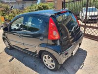 Usata Peugeot 107 68 CV (50 kW) 2010 Nero Utilitaria