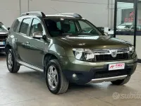 Usata Dacia Duster Lauréate 107 CV (78 kW) 2013 Verde SUV