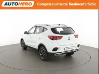 Usata MG ZS Luxury 111 CV (81 kW) 2023 Bianco SUV