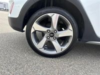 Usata Ford Fiesta Active 101 CV (74 kW) 2019 Bianco Utilitaria