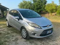 Usata Ford Fiesta Business Edition 92 CV (67 kW) 2011 Grigio Berlina