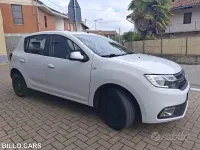 Usata Dacia Sandero Lauréate 90 CV (66 kW) 2017 Bianco Berlina