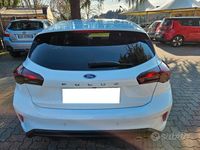Usata Ford Focus ST 125 CV (91 kW) 2020 Bianco Berlina