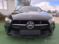 Usata Mercedes A180 116 CV (85 kW) 2019 Nero Berlina