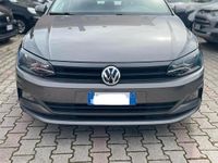 Usata VW Polo Comfortline 75 CV (55 kW) 2018 Grigio Utilitaria