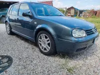 Usata VW Golf IV 90 CV (66 kW) 2001 Blu Berlina