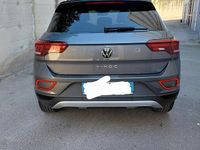 Usata VW T-Roc Sport 110 CV (80 kW) 2023 Grigio SUV