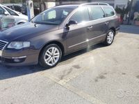 Usata VW Passat 105 CV (77 kW) 2006 Grigio Station wagon