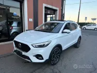 Usata MG ZS Luxury 111 CV (81 kW) 2023 Bianco SUV