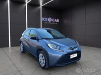 Usata Toyota Aygo X Active 72 CV (52 kW) 2025 Grigio SUV