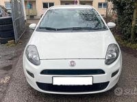 Usata Fiat Punto Pop 77 CV (56 kW) 2012 Bianco Utilitaria