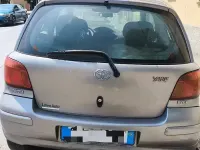 Usata Toyota Yaris 69 CV (50 kW) 2004 Grigio Coupé