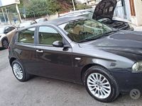 usata Alfa Romeo 1900 147 1.9 JTD (120) 5 porte Distinctive