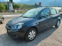 Usata Ford Fiesta 75 CV (55 kW) 2008 Grigio Utilitaria