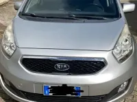 Usata Kia Venga 90 CV (66 kW) 2012 Grigio Utilitaria