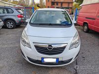 Usata Opel Meriva 95 CV (69 kW) 2012 Bianco Monovolume