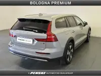 Usata Volvo V60 CC Plus 197 CV (144 kW) 2023 Grigio Station wagon