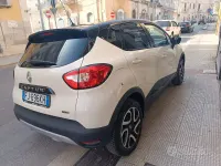 Usata Renault Captur 90 CV (66 kW) 2017 Beige SUV