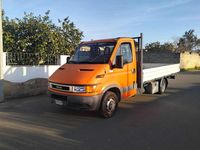 Usata Iveco Daily 87 CV (63 kW) 2001 Arancione Furgone